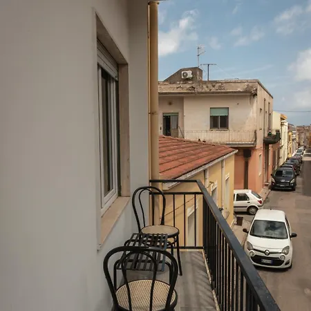 Domo Angioy Apartman Porto Torres