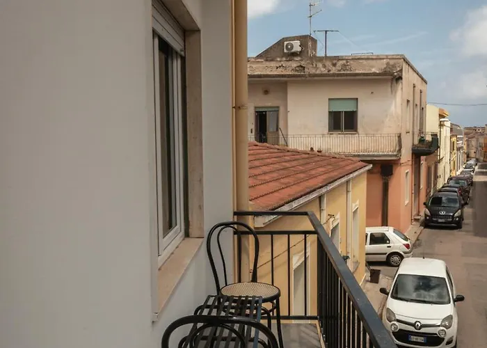 Domo Angioy Apartamento Porto Torres